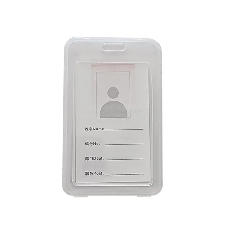 Porta identificación de plástico transparente con ranura para tarjeta de identificación.