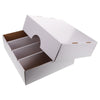 Caja de almacenamiento para cartas con compartimentos, blanca y con tapa bisagra, vista desde un ángulo.