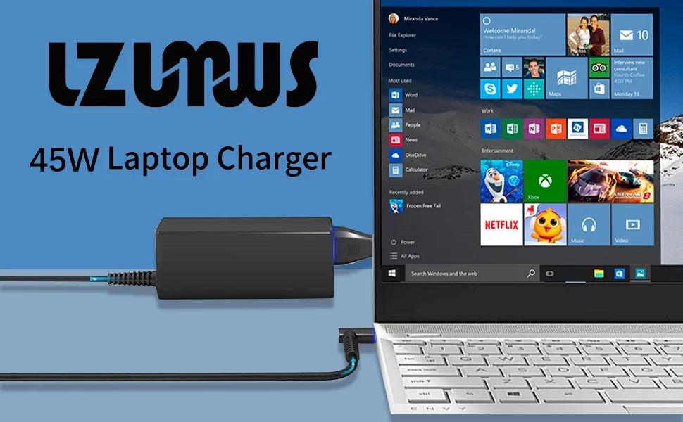 Ein schwarzer 45W Laptop-Ladegerät-Adapter mit dem IZUNUS-Logo, angeschlossen an einen Laptop.