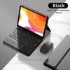Un iPad noir avec clavier et souris Bluetooth détachables sur une surface blanche.
