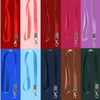 Colección de cordones para credenciales duraderos en varios colores, incluyendo rojo, rosa, morado y azul.