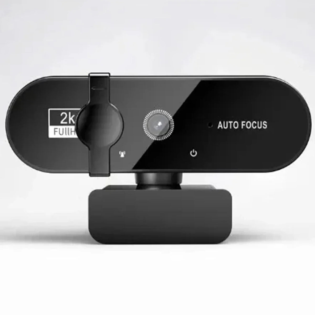 A black 2K webcam with an auto focus feature is shown against a light gray background.