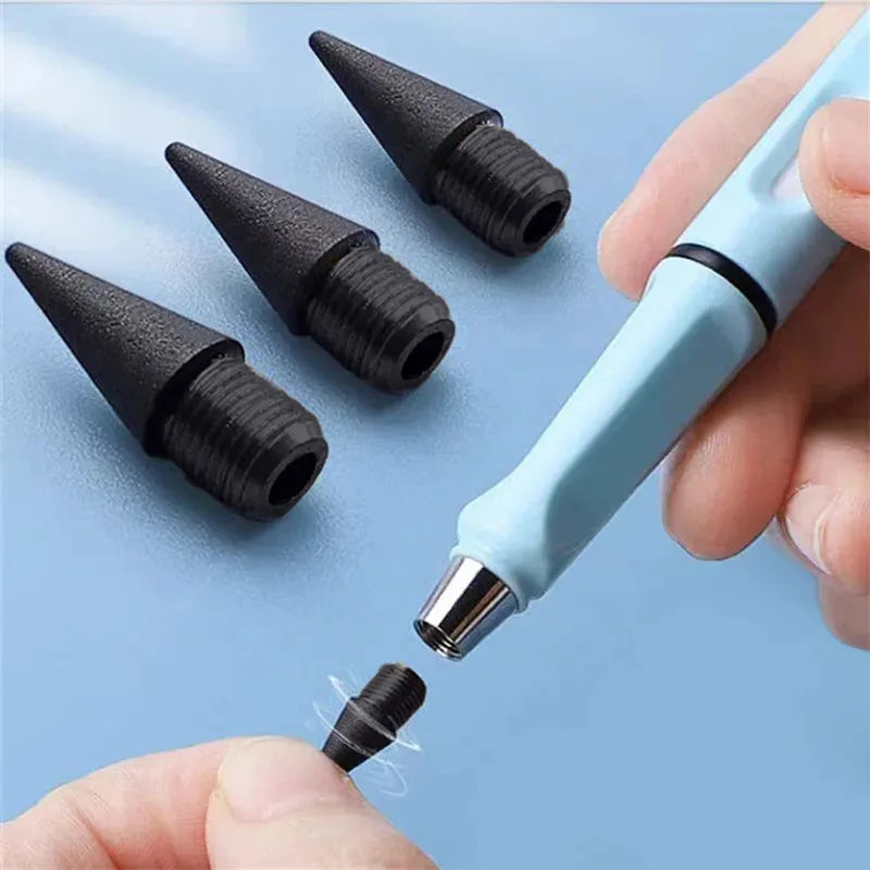 Une main tient un crayon bleu clair à plusieurs pointes noires, montrant différentes tailles et angles.