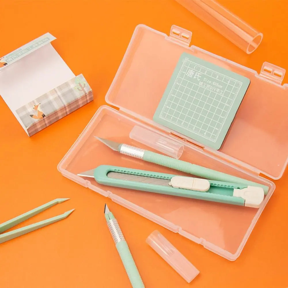 Offenes rosa Präzisionskunst-Schnittwerkzeugset für Scrapbooking und Basteln mit Lineal, Klingen und weiteren Werkzeugen