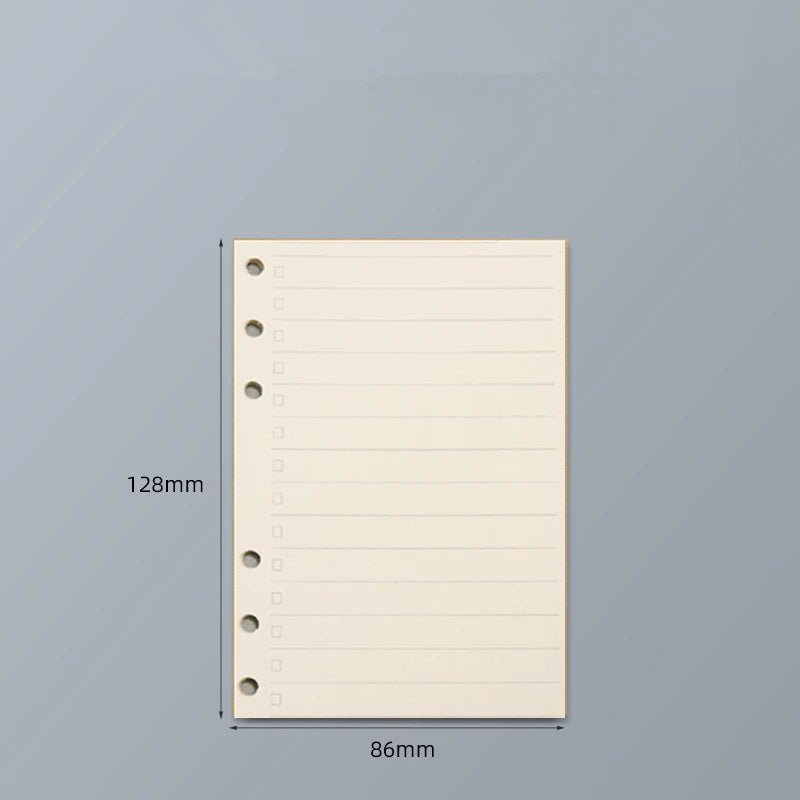 Reposición de cuaderno de hojas sueltas rectangular, color beige claro, con medidas de 128mm x 86mm.
