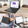 Estuche de teclado desmontable negro para iPad junto a una laptop, demostrando portabilidad y eficiencia.