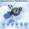 Radiador móvil semiconductor magnético colocado en un smartphone, demostrando su función de refrigeración.