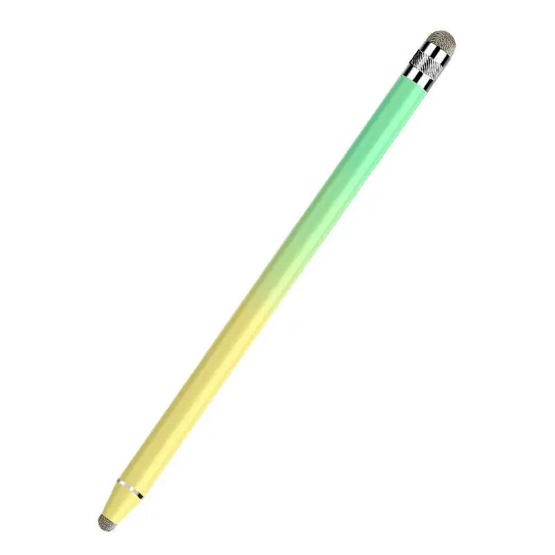Langer, schlanker Stift mit grünem Körper und silbernem Netzspitze