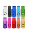 Ein Set von zehn Metall-USB-Sticks in verschiedenen Farben, darunter Silber, Schwarz, Blau, Grün, Pink, Rot, Orange und Gelb.