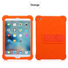 Funda protectora de silicona naranja para soporte de iPad Mini.