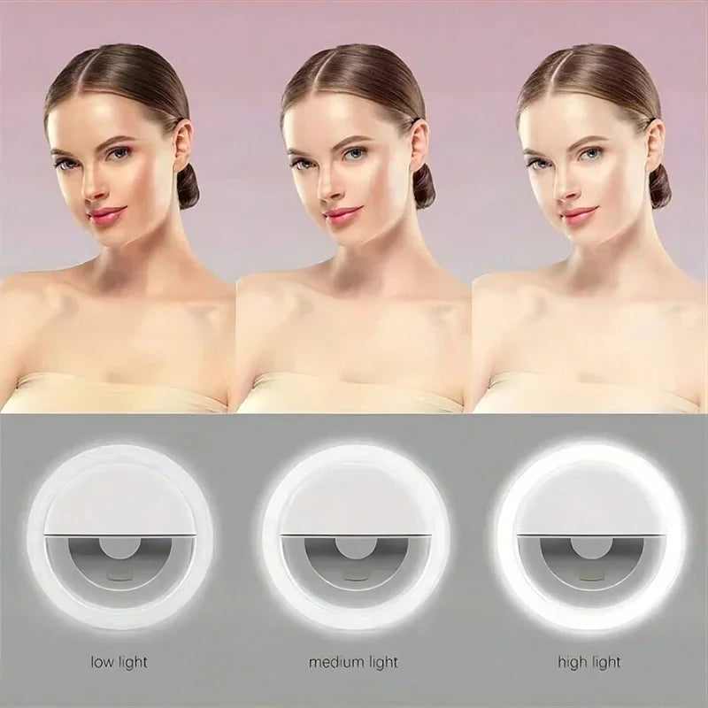 ثلاث نماذج تعرض حلقة تصوير ذاتي LED بإعدادات إضاءة منخفضة ومتوسطة وعالية.