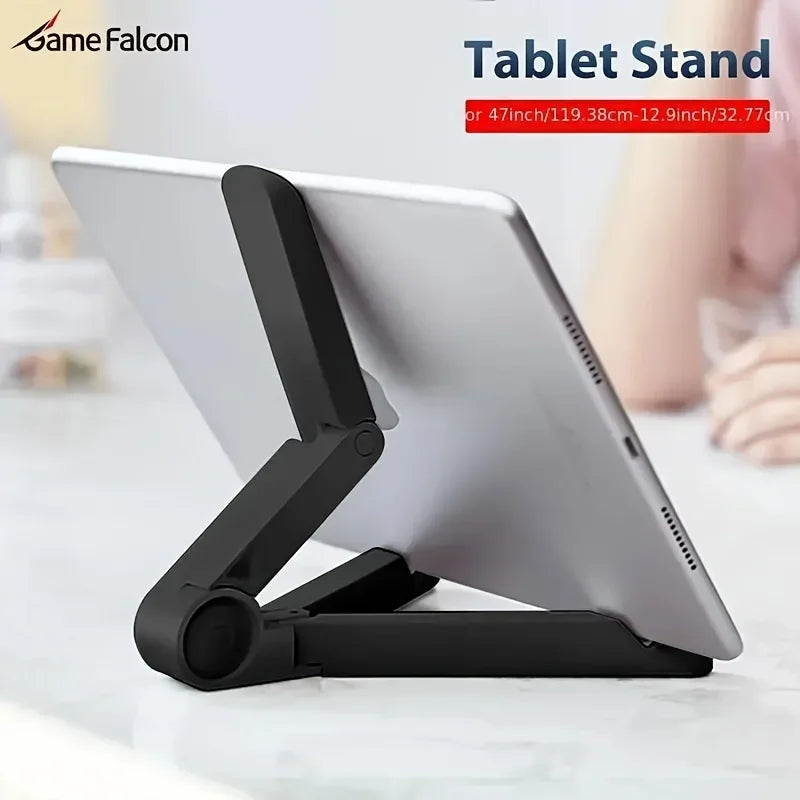 Schwarzes, faltbares Tablet-Ständer mit verstellbarer Funktion, das ein silbernes Tablet in Winkelposition hält.