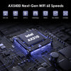 Nahaufnahme des Intel AX210 Wi-Fi 6E Adapterchips auf einer Platine mit Leistungsangaben.