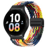 Schwarze Smartwatch mit farbigem gewebtem Magnetarmband, die die Zeit 10:08 und ein Herzsymbol anzeigt.
