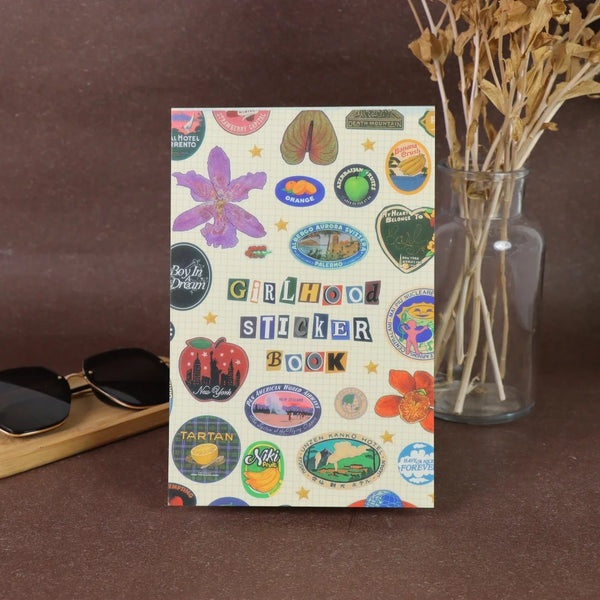 Buntes Stickerbuch mit Obst- und Natur-Icons zum Basteln und Journaling.