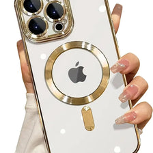 Funda inalámbrica magnética transparente para iPhone con marco dorado y protección de cámara.