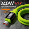 Grübes digitales Schnellladekabel mit 240W maximaler Leistung vor dunklem Hintergrund.