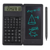Calculatrice scientifique pliable noire 2-en-1 et tablette d'écriture affichant équations trigonométriques et algébriques.