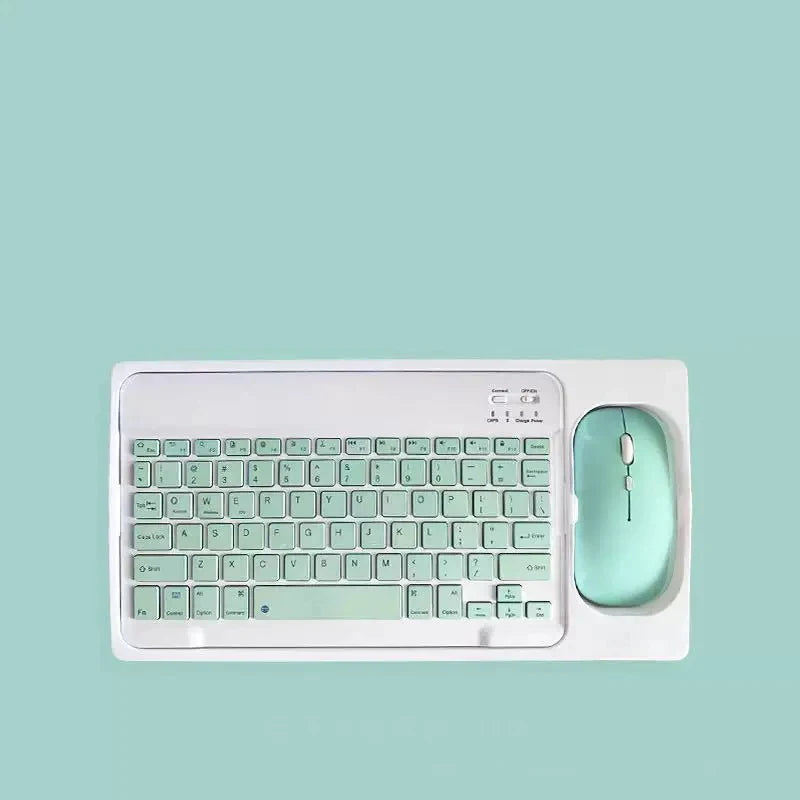 Weiße Mini-Bluetooth-Tastatur und Maus-Kombination in hellgrüner Farbgebung.