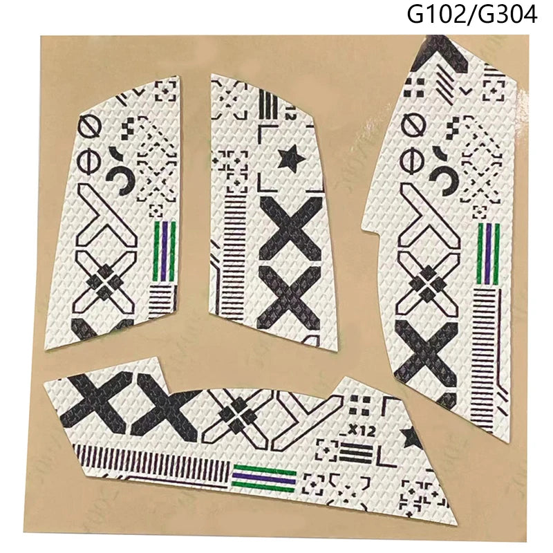 Ein Set Grip-Tape Blätter für eine Maus mit verschiedenen Mustern und Markierungen.