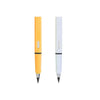 Un crayon à écrire illimité jaune et blanc, montré verticalement.