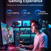 Junger Mann spielt ein Videospiel auf einem Computer mit Kopfhörern, demonstriert ein neues Gaming-Erlebnis.