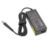 Adaptador de corriente universal negro para portátil con cable y enchufe.