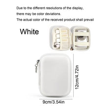 Pochette de rangement en cuir blanc multi-usage, avec un compartiment ouvert et une pochette fermée.
