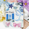 Bunte Karte mit blauer Aquarellzeichnung, Sternen, Blumen und Fensterrahmen