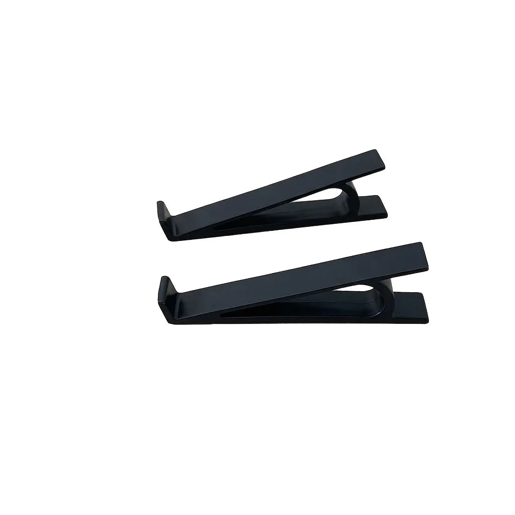 Schwarze ergonomische Tastatur-Höhenverstell-Ständer.