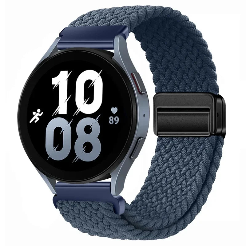 Dunkelblaue magnetische Armbanduhr für eine Smartwatch mit schwarzem Zifferblatt und silbernem Gehäuse.
