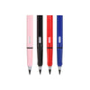 Un set de quatre stylos à encre illimitée de couleurs rose, noir, rouge et bleu.
