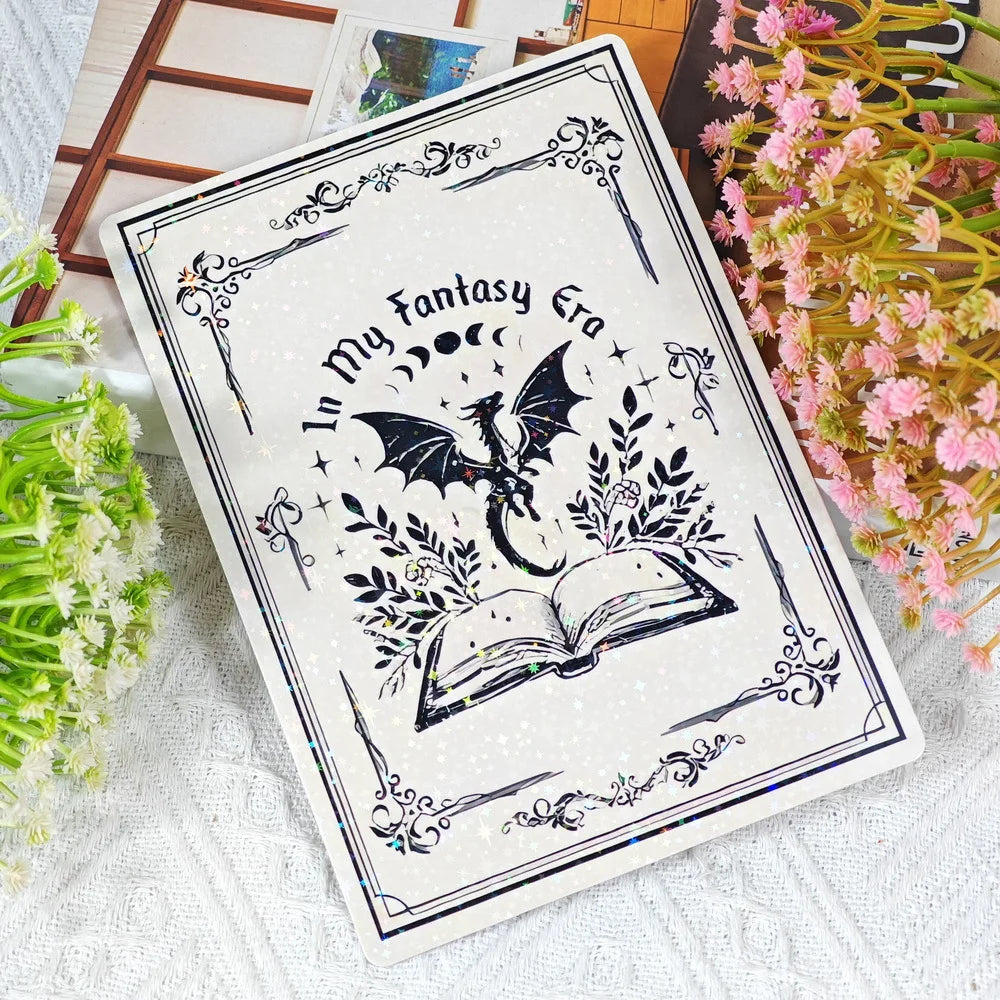Dekorative Insertkarte mit schwarzer Fledermaus-Silhouette auf offenem Buchdesign.
