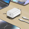 كابل ومحول شحن USB-C أبيض لأجهزة آبل بجوار حاسوب لوحي