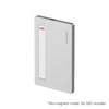 Silberne tragbare NVMe SSD-Gehäuse mit orangefarbener Taste und der Aufschrift SHARGE