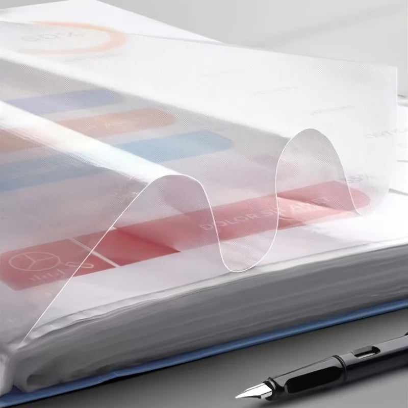 Una carpeta A4 translúcida con seis bolsillos, mostrando diversas secciones de organización de documentos de colores.