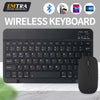 Combo clavier et souris sans fil noir avec icônes de connectivité Bluetooth sur une surface blanche.