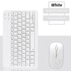 Weißes universelles Bluetooth-Tastatur- und Maus-Set, Tastatur und Maus getrennt dargestellt.