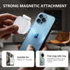 Eine Hand hält ein iPhone 12er-Modell mit einem magnetischen Zubehör, das eine starke magnetische Anbringung demonstriert.