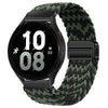 Schwarze Smartwatch mit dunkelgrünem geflochtenem magnetischem Armband, die 10:08 anzeigt.
