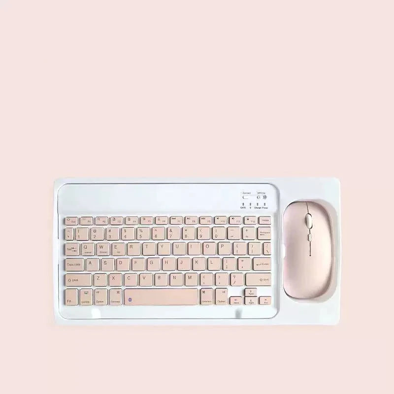 Weiße Mini-Bluetooth-Tastatur und Maus-Kombination in rosa Farbgebung.