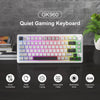 Teclado de juego blanco GK960 silencioso con retroiluminación RGB y perilla giratoria sobre una superficie oscura.