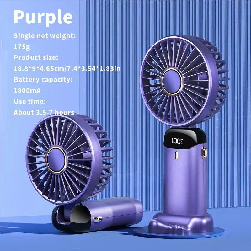 Un mini ventilador portátil morado con su cabeza y base, junto a las especificaciones.