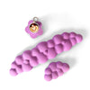 Un set de trois repose-poignets clavier en forme de nuage rose, dont un avec un charm de tasse à café.