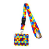 Buntes Puzzle-Teil-Muster-Lanyard mit schwarzem Band und Schlüsselring.
