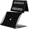 Estuche protector negro para MacBook Pro abierto, mostrando la laptop y una funda protectora separada.