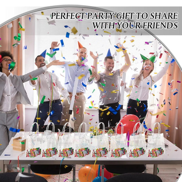 Eine Gruppe von Freunden, die bunte, klare PVC-Handloop-Taschen als Geschenk bei einer Party teilen.