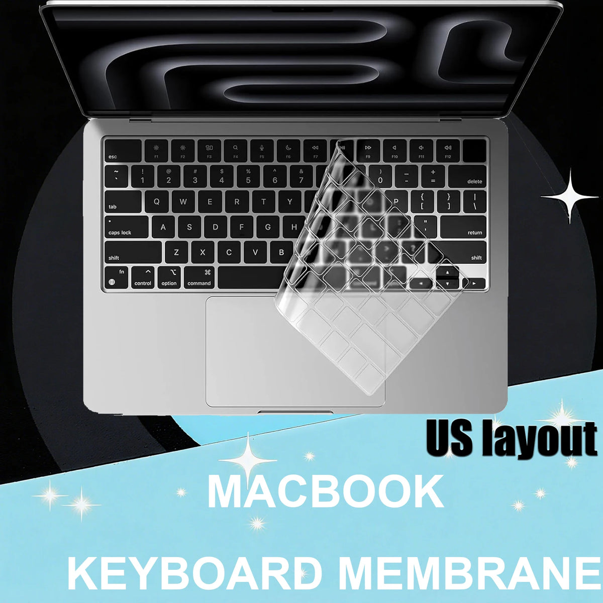 Nahaufnahme einer silbernen MacBook-Tastatur mit einer klaren Silikonmembran-Tastaturabdeckung im US-Layout.