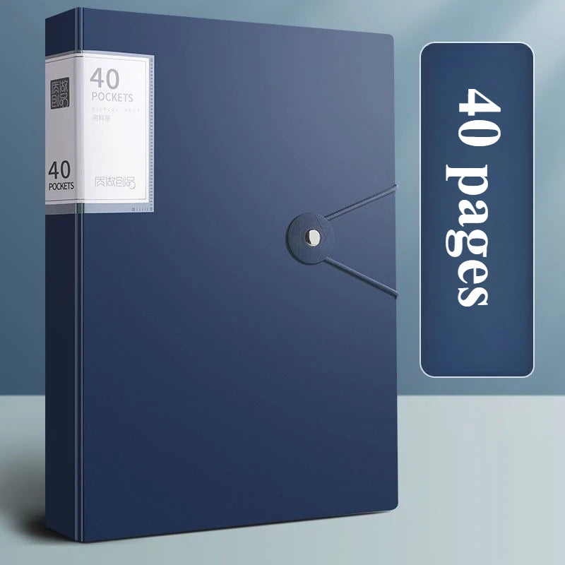Dunkelblaue transparente Dokumentenmappe mit silberner Verschluss und Etikett für 40 Fächer und 40 Seiten.