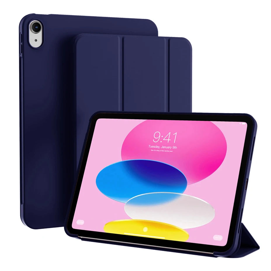 Funda magnética plegable azul oscuro para iPad, mostrada junto a la tableta.